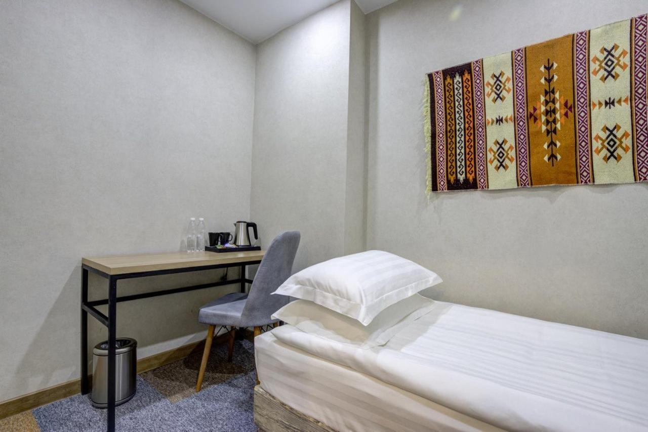 My Hotel 比什凯克 外观 照片